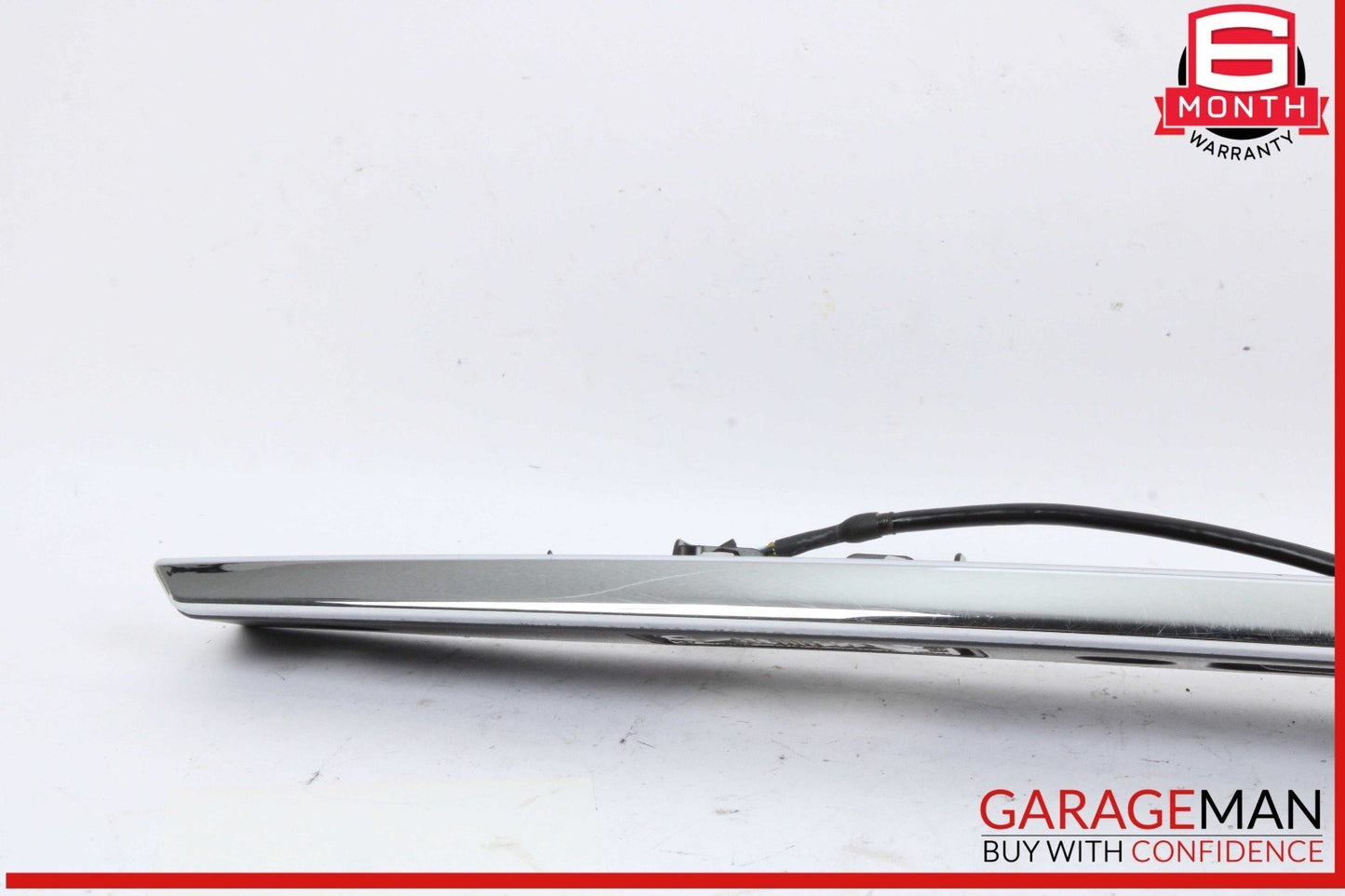 14-17 Maserati Quattroporte S Rear Trunk Lid Moulding Plate w/ Lights & Camera