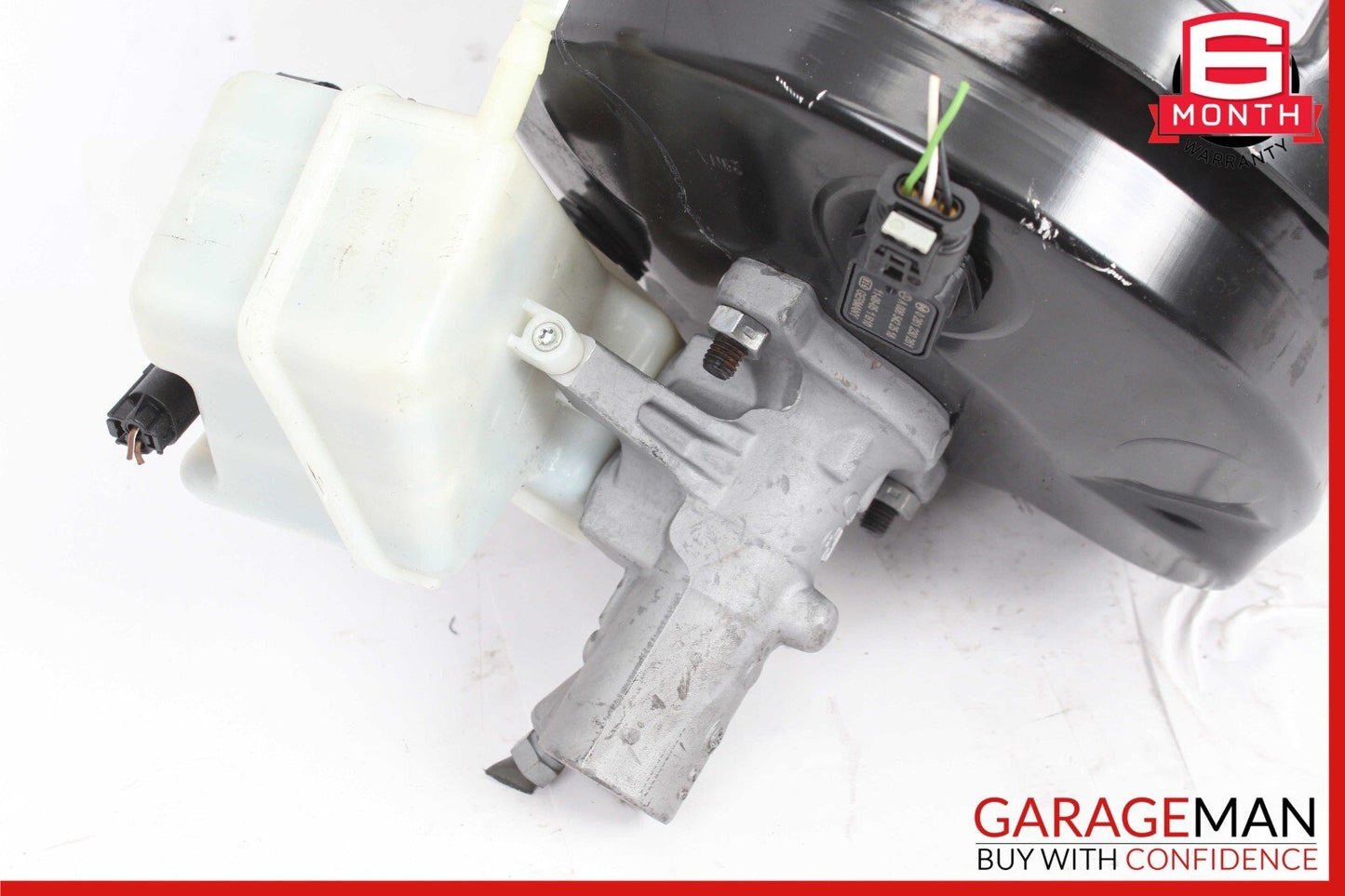 12-14 Mercedes W212 E350 CLS500 Power Brake Booster Master Cylinder Reservoir