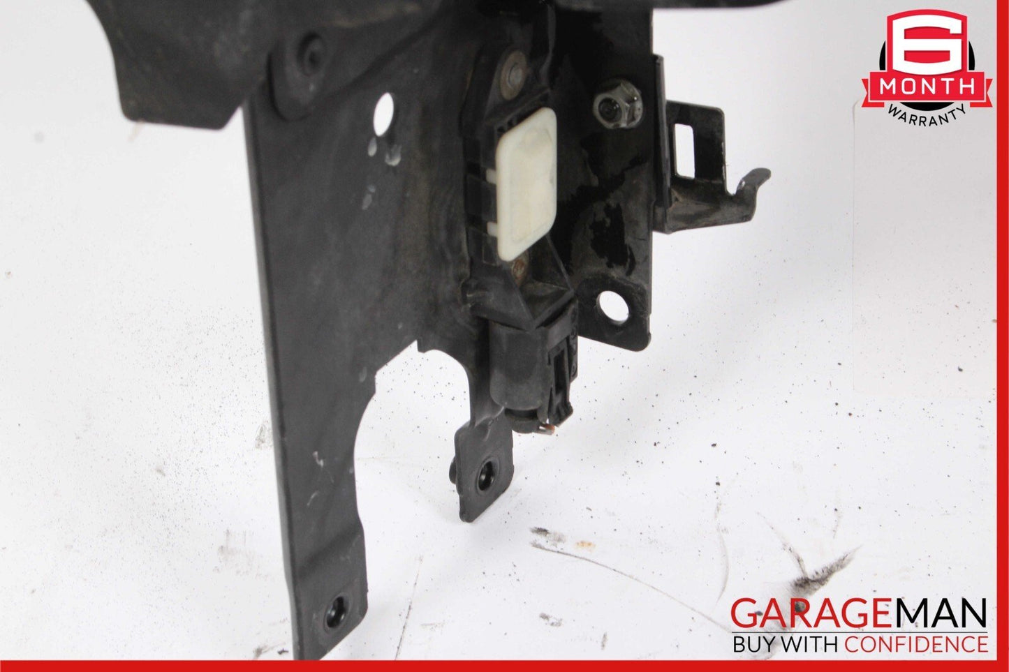 03-09 Mercedes W211 E350 Front Left Hood Bonnet Hinge Support Bracket Black