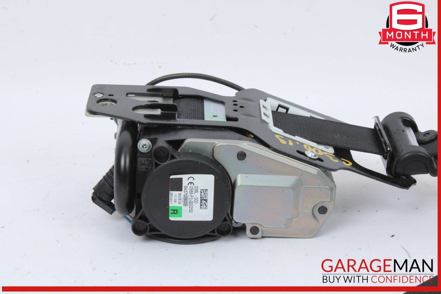 15-20 Mercedes W205 C300 Front Right Passenger Side Seat Belt Retractor OEM