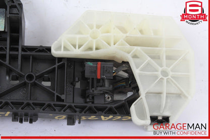 14-19 Mercedes W117 CLA250 Front Right Exterior Door Handle Keyless Go OEM