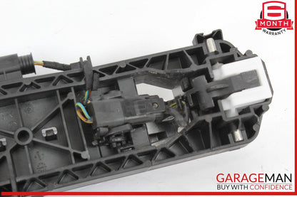 12-14 Mercedes W218 CLS550 Front Left Side Exterior Door Handle Keyless Go OEM