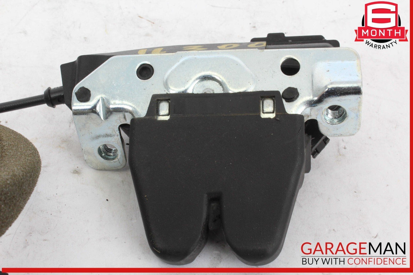 08-17 Mercedes W205 C300 C250 Trunk Lid Latch Lock Actuator 2047500185 OEM