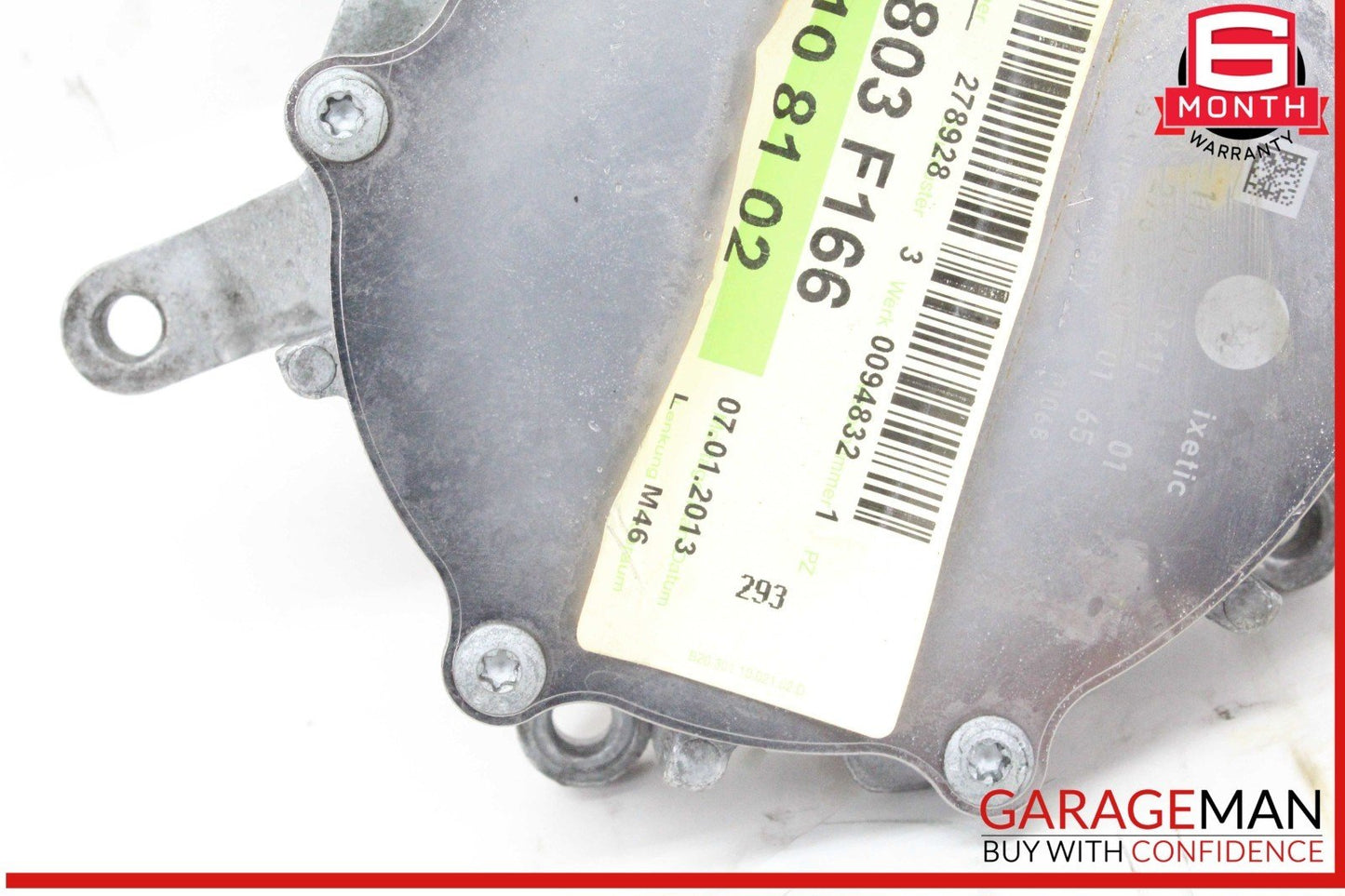 11-18 Mercedes X166 GL450 E550 Engine Motor Vacuum Pump 2780108102 OEM