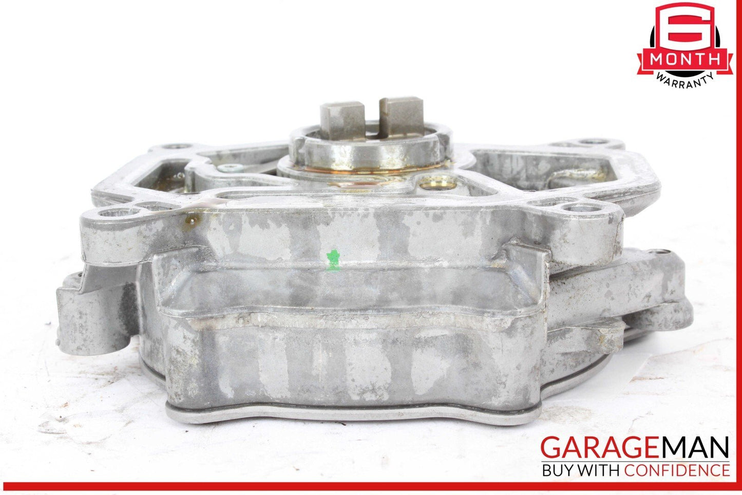 15-20 Mercedes W205 C300 SLC300 M274 Engine Vacuum Pump 2701800901 OEM
