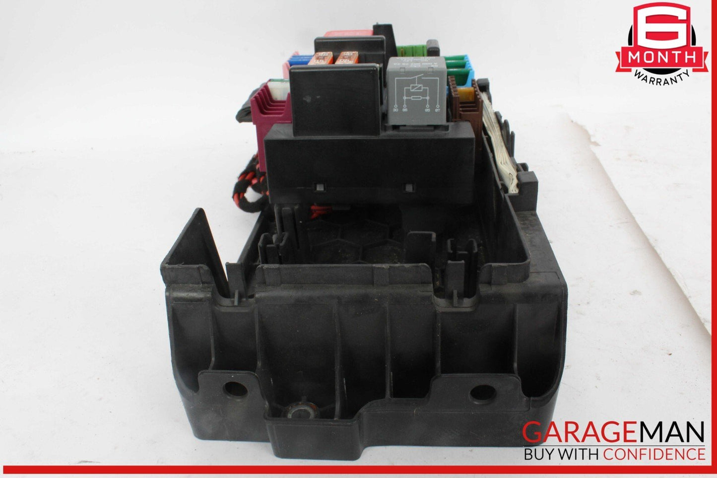 16-22 Mercedes X253 GLC300 4MATIC Dash Cabin Fuse Relay Box 2135400414 OEM