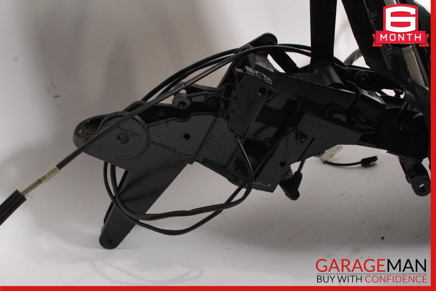 03-08 Mercedes R230 SL500 Left Convertible Roof Hard Top Hinge w/ C Pillar Cover