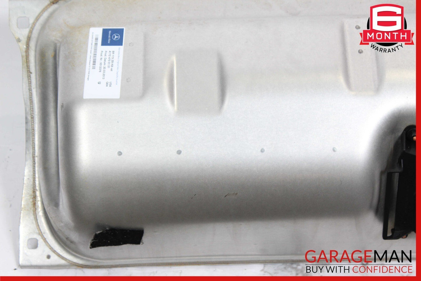 12-17 Mercedes R172 SLK250 SLC300 Fuel Gas Tank Reservoir Assembly