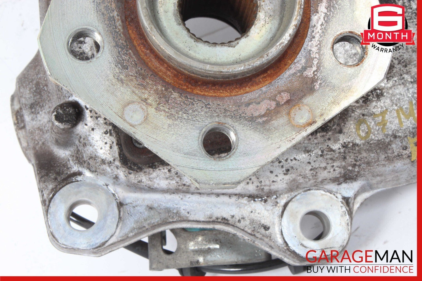 03-10 Maserati Quattroporte M139 Front Right Wheel Spindle Knuckle Hub Bearing