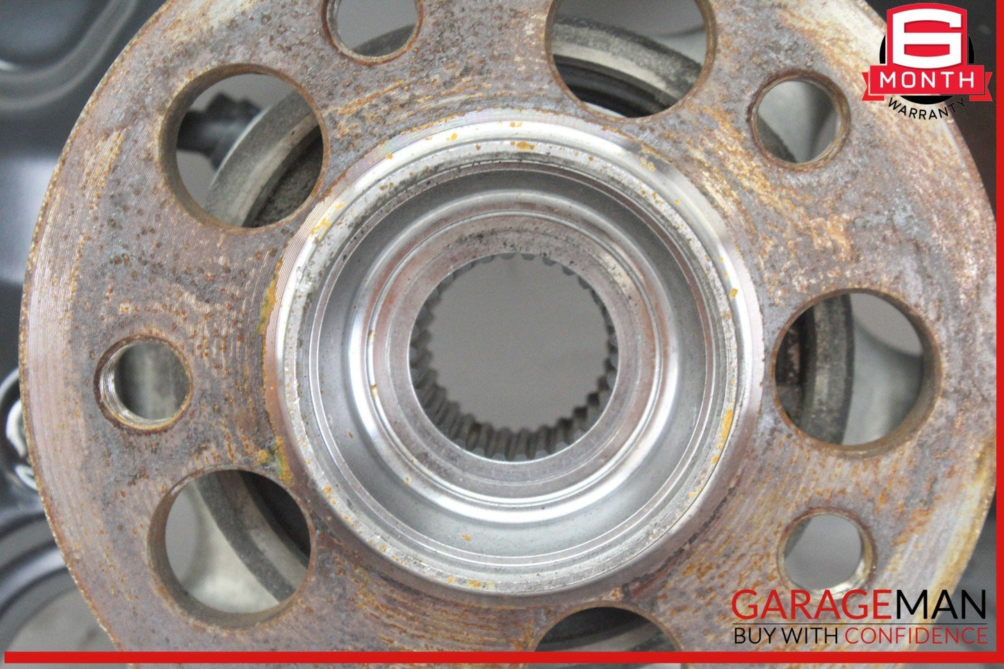 10-16 Mercedes X204 GLK250 Bluetec Front Right Side Wheel Spindle Knuckle Hub