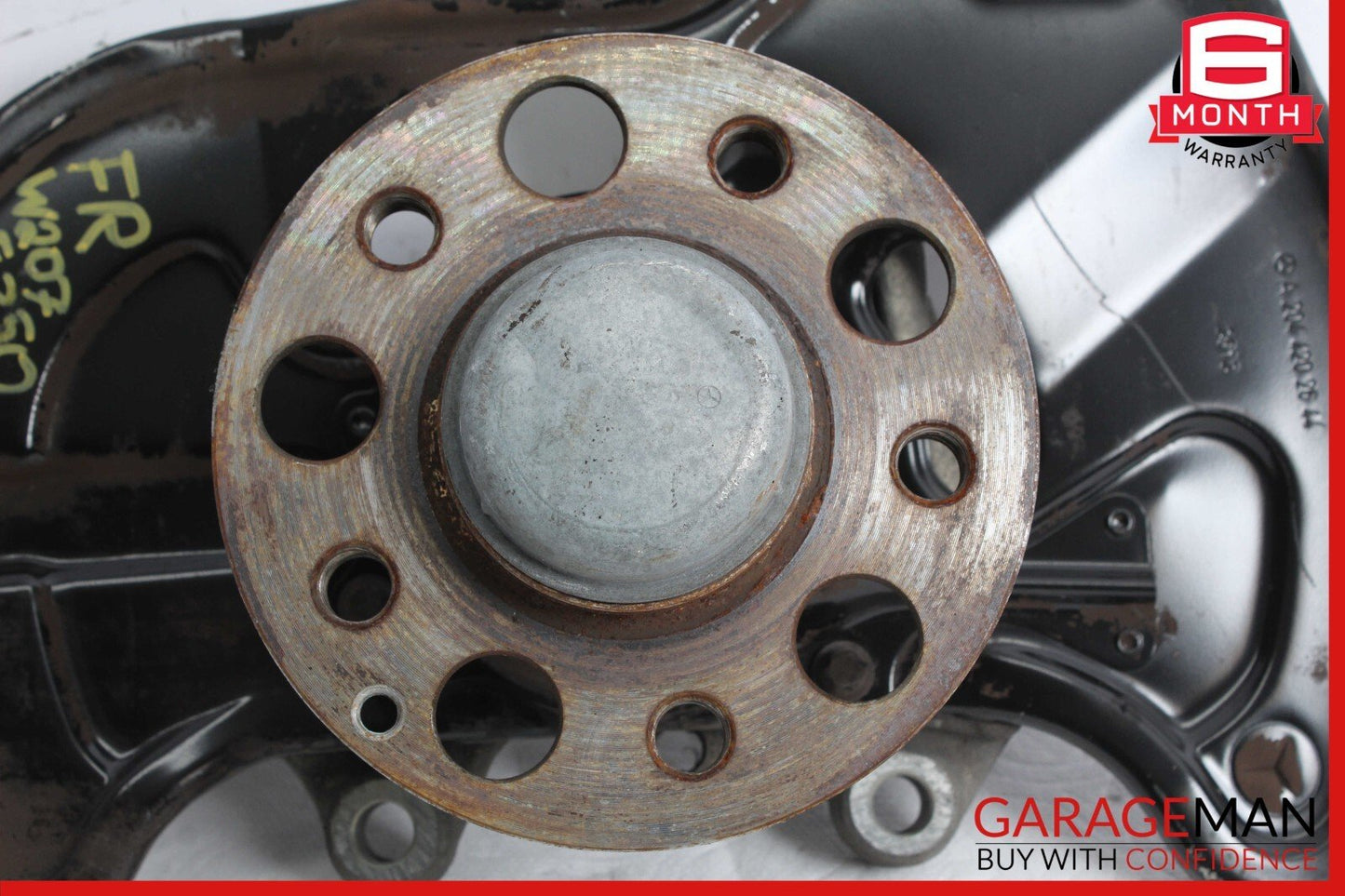 08-20 Mercedes W204 C250 E350 E550 Front Right Side Spindle Knuckle Hub