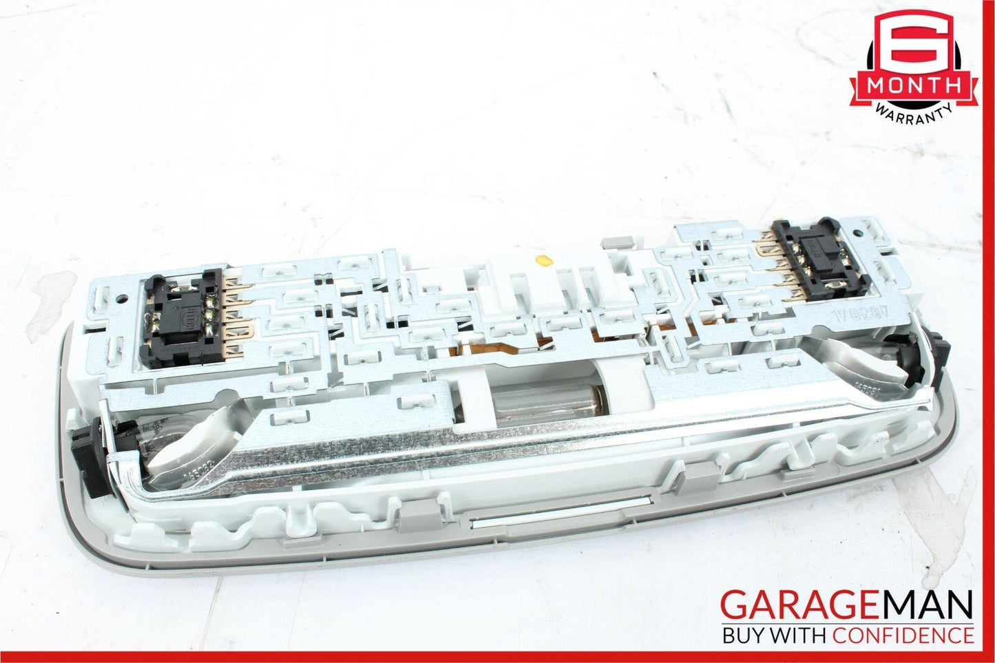 10-18 Mercedes W212 E350 CLS550 E550 Rear Overhead Dome Light 2128205001 OEM