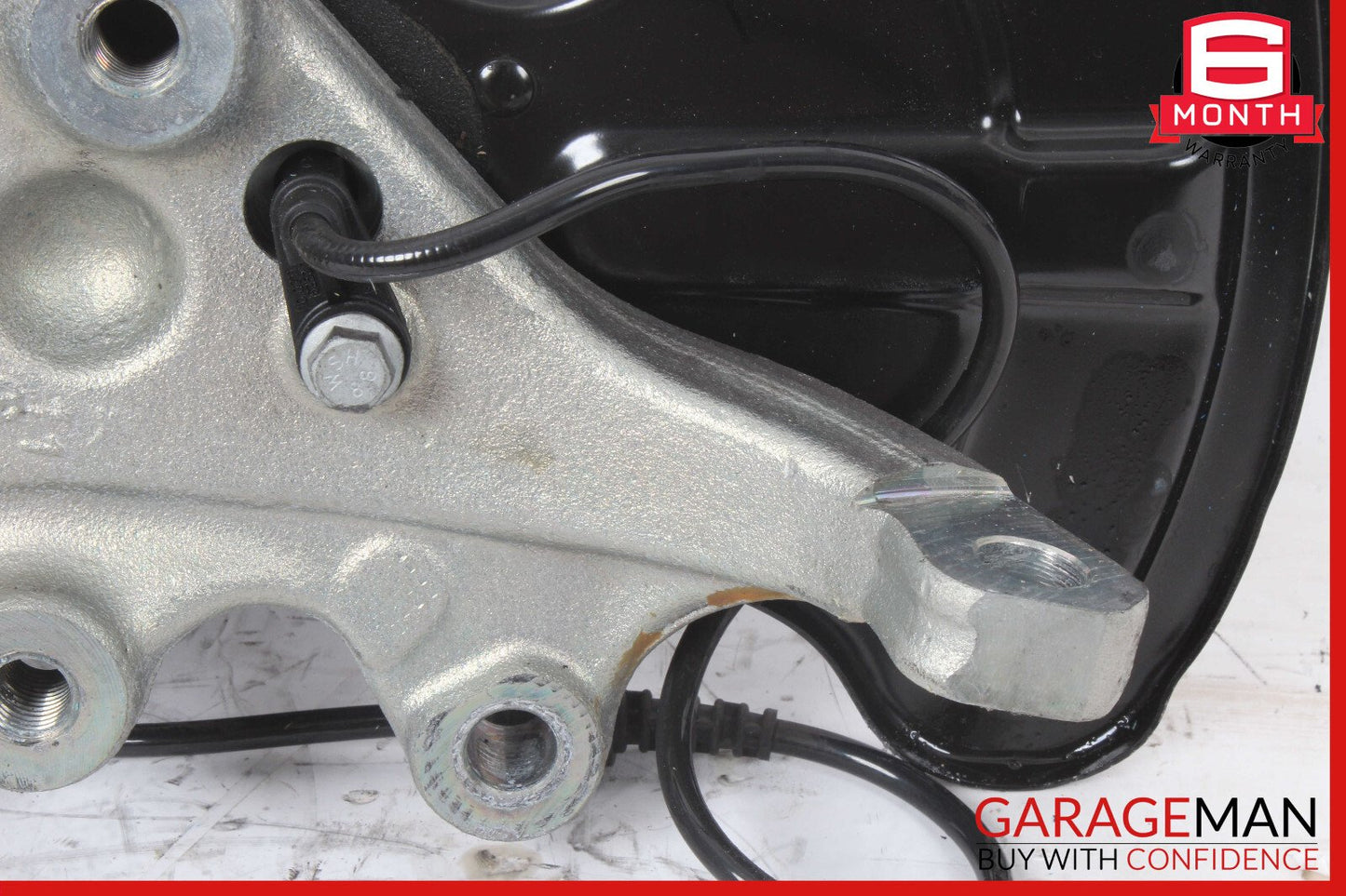 08-17 Mercedes W212 E550 C250 SLK250 Front Right Side Spindle Knuckle Hub OEM