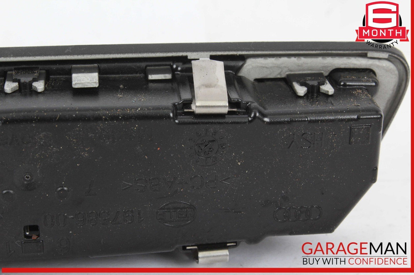 17-24 Audi A4 Rear Overhead Interior Dome Light Lamp 4M0947111 OEM