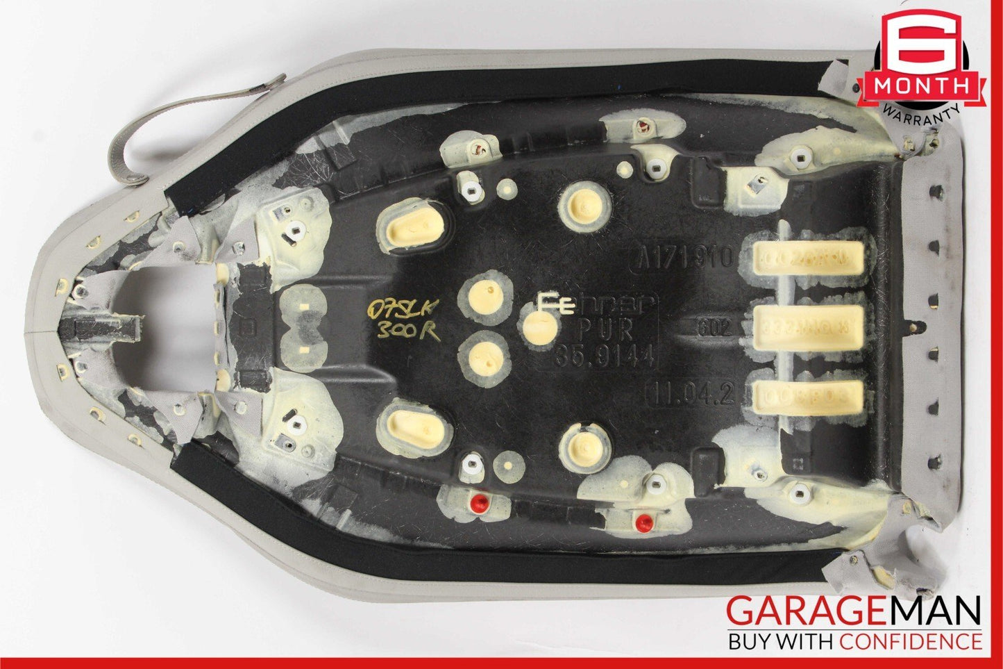 05-11 Mercedes R171 SLK280 SLK350 Front Right Side Upper Top Seat Cushion Gray