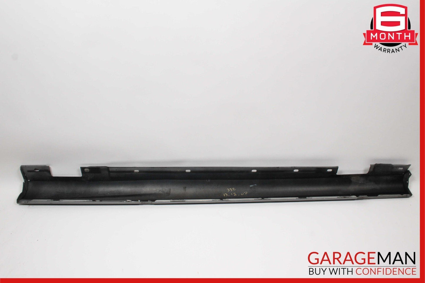 08-14 Mercedes W204 C250 AMG Sport Right Side Skirt Rocker Molding Panel Silver