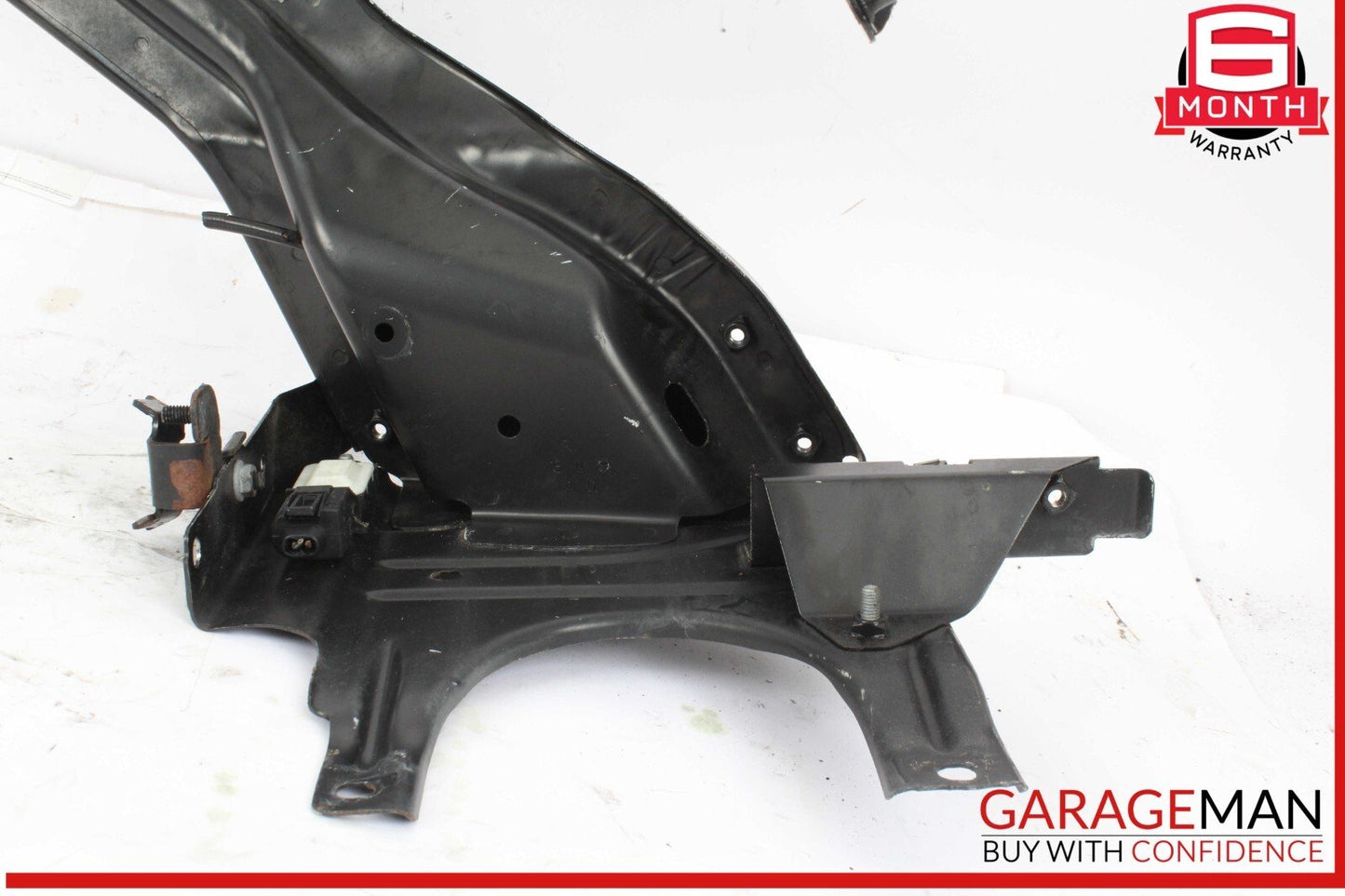 06-11 Mercedes W219 CLS63 AMG CLS500 Front Right Bumper Headlight Bracket OEM