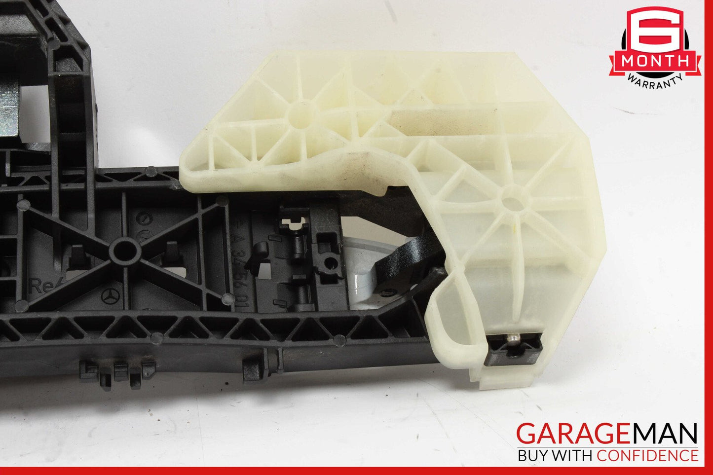 12-20 Mercedes W117 CLA250 Rear Right Side Exterior Door Handle White OEM