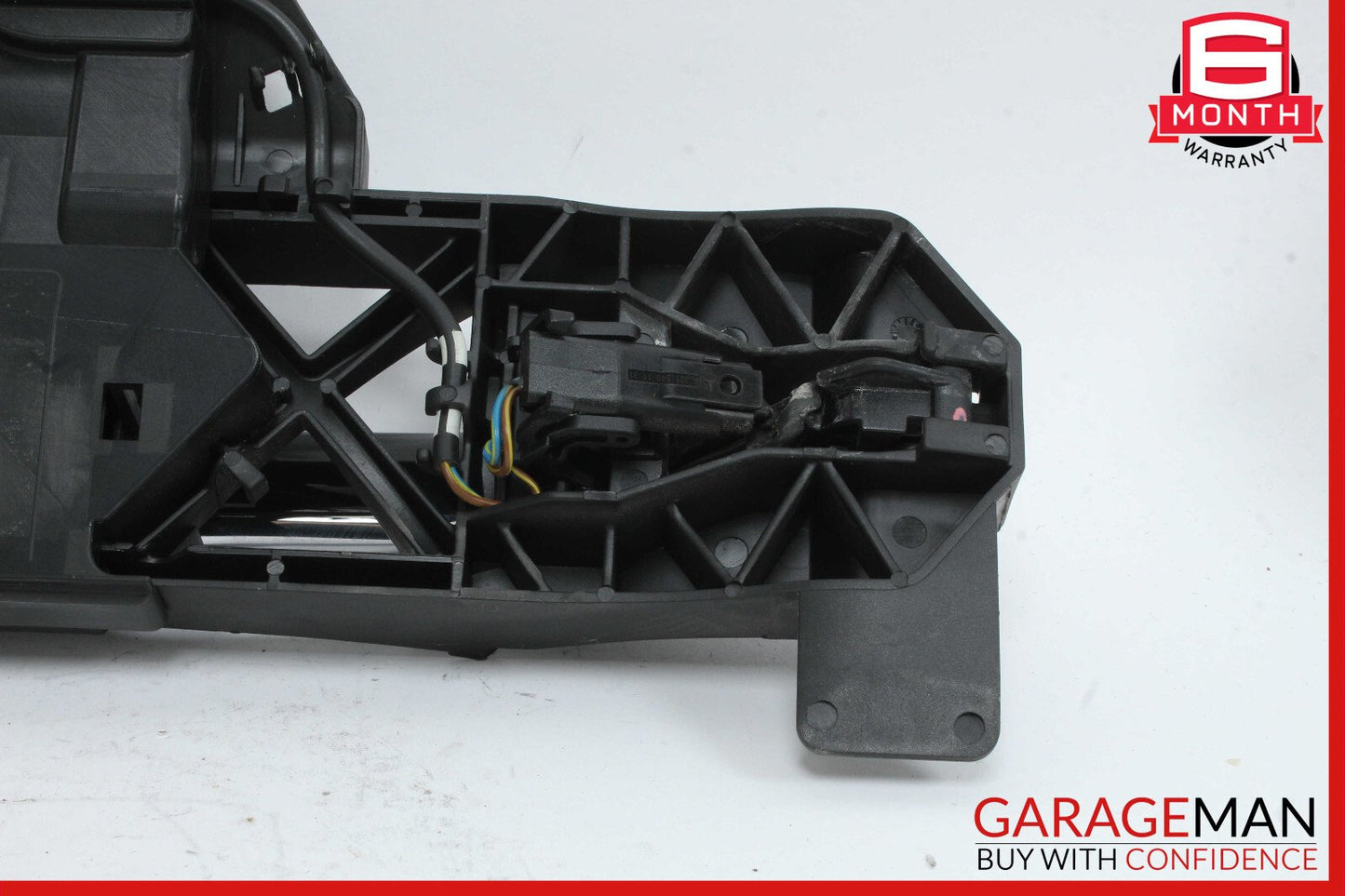 07-13 Mercedes W221 S550 S63 AMG Front Right Keyless Go Exterior Door Handle OEM