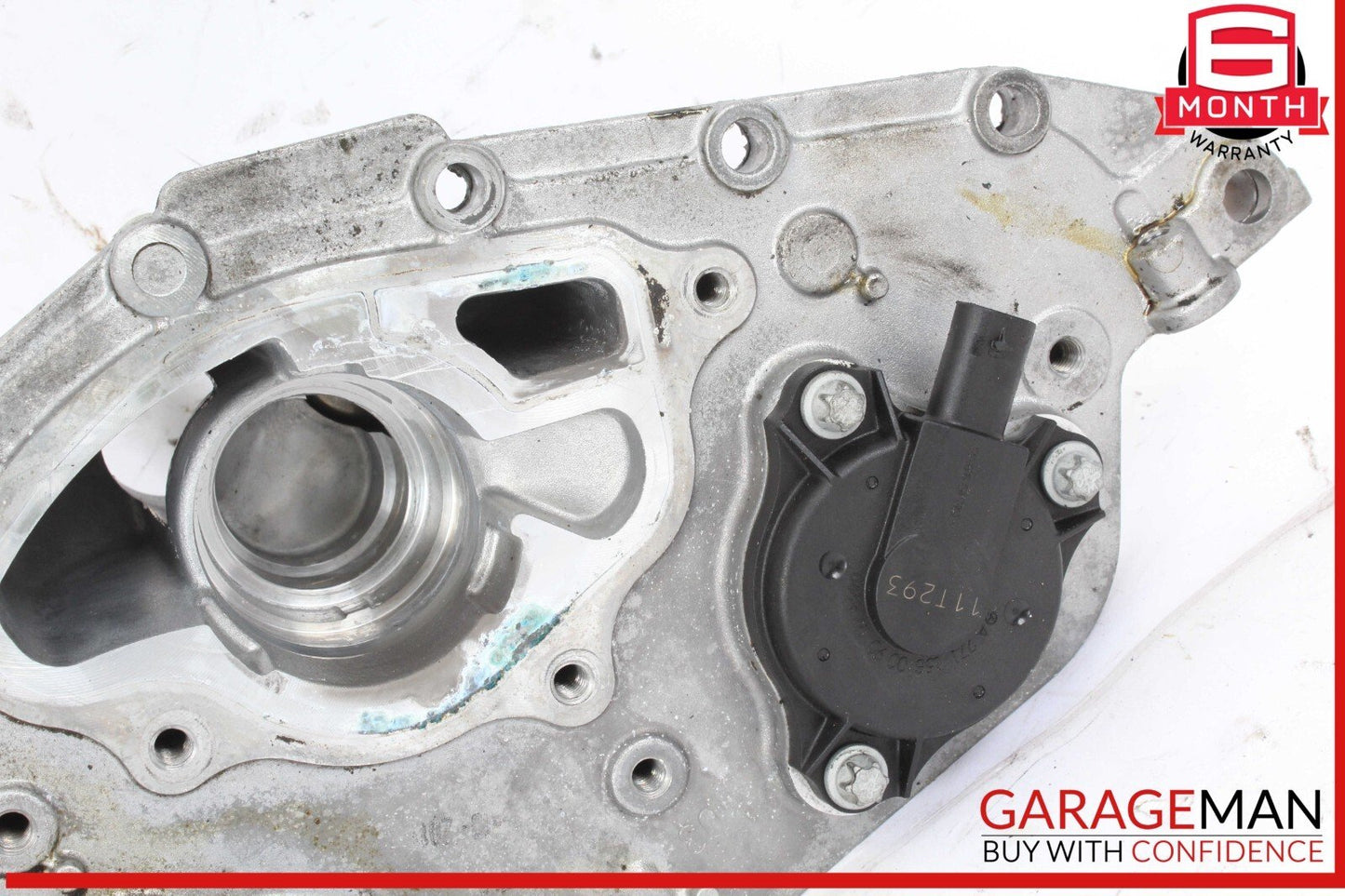12-15 Mercedes W204 C250 SLK250 Engine Motor Valve Cover 2710161406 OEM