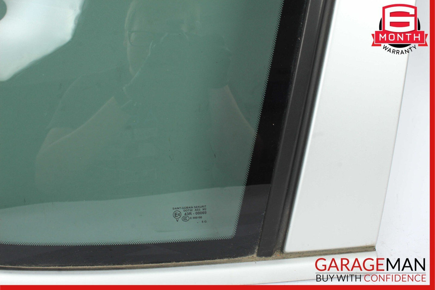 03-06 Porsche Cayenne 955 Rear Right Side Quarter Window Glass Panel White