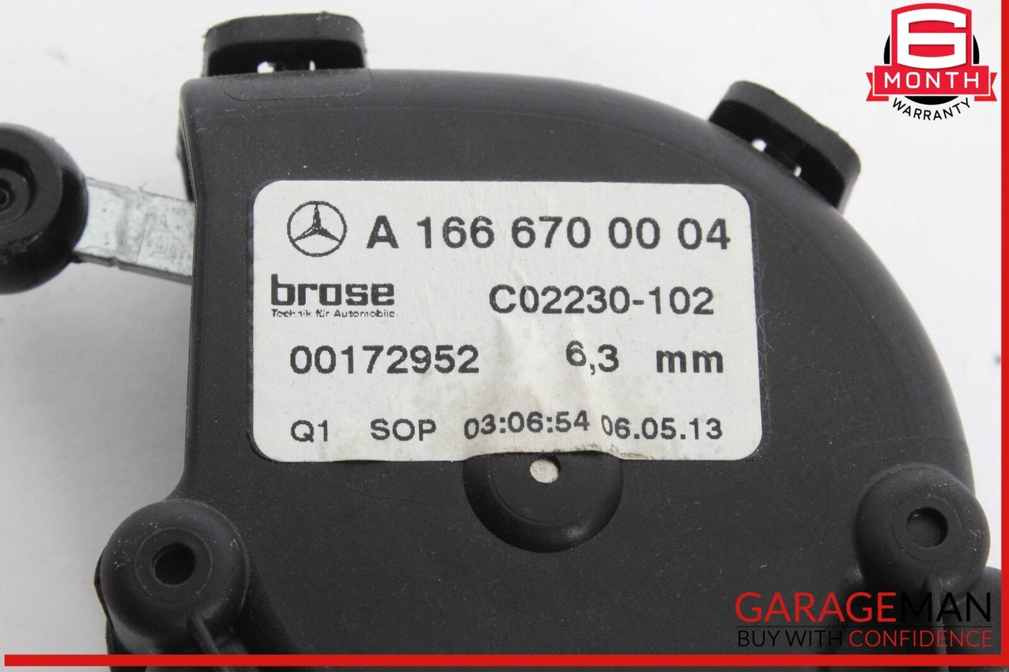 13-16 Mercedes X166 GL450 GL550 Rear Left Quarter Window Regulator Motor OEM