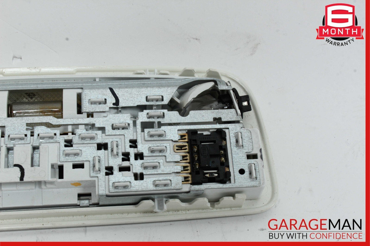 08-21 Mercedes C300 GLA250 A220 Rear Overhead Dome Light Lamp Reading Map Beige