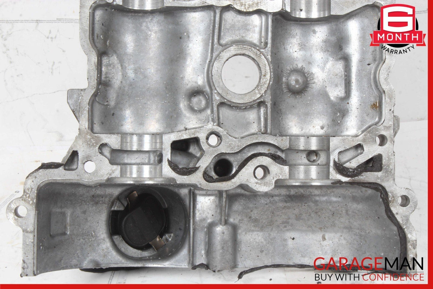 06-13 Mercedes W211 E350 Right Side Engine Motor Cylinder Head Valve Cover OEM