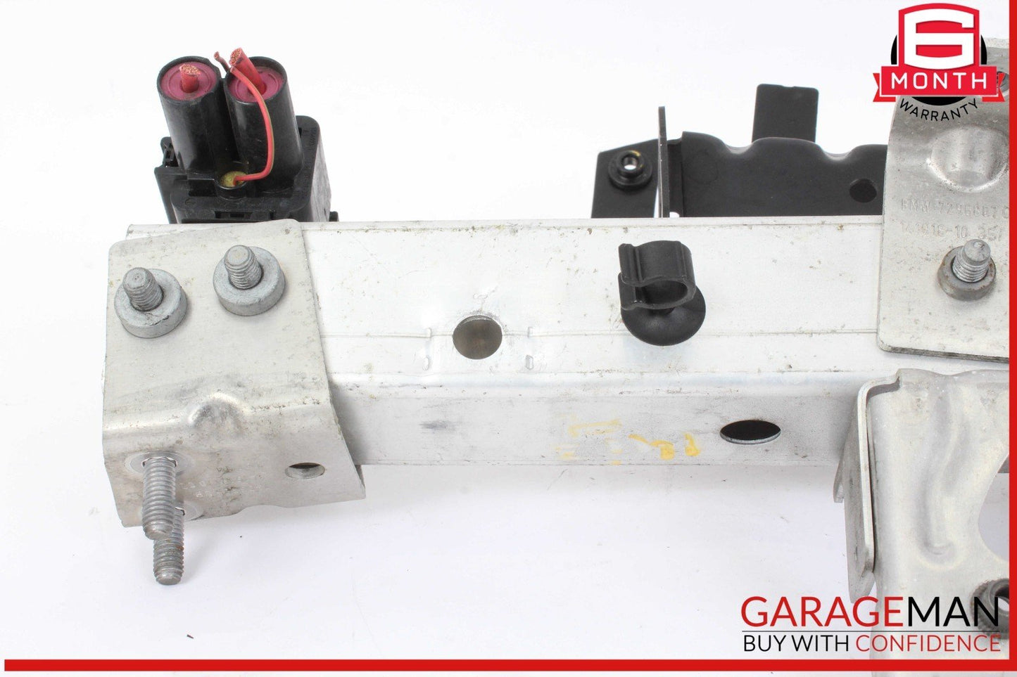 14-21 BMW i3 I01 Front Left Side Bumper Reinforcement Support Bracket Mount OEM