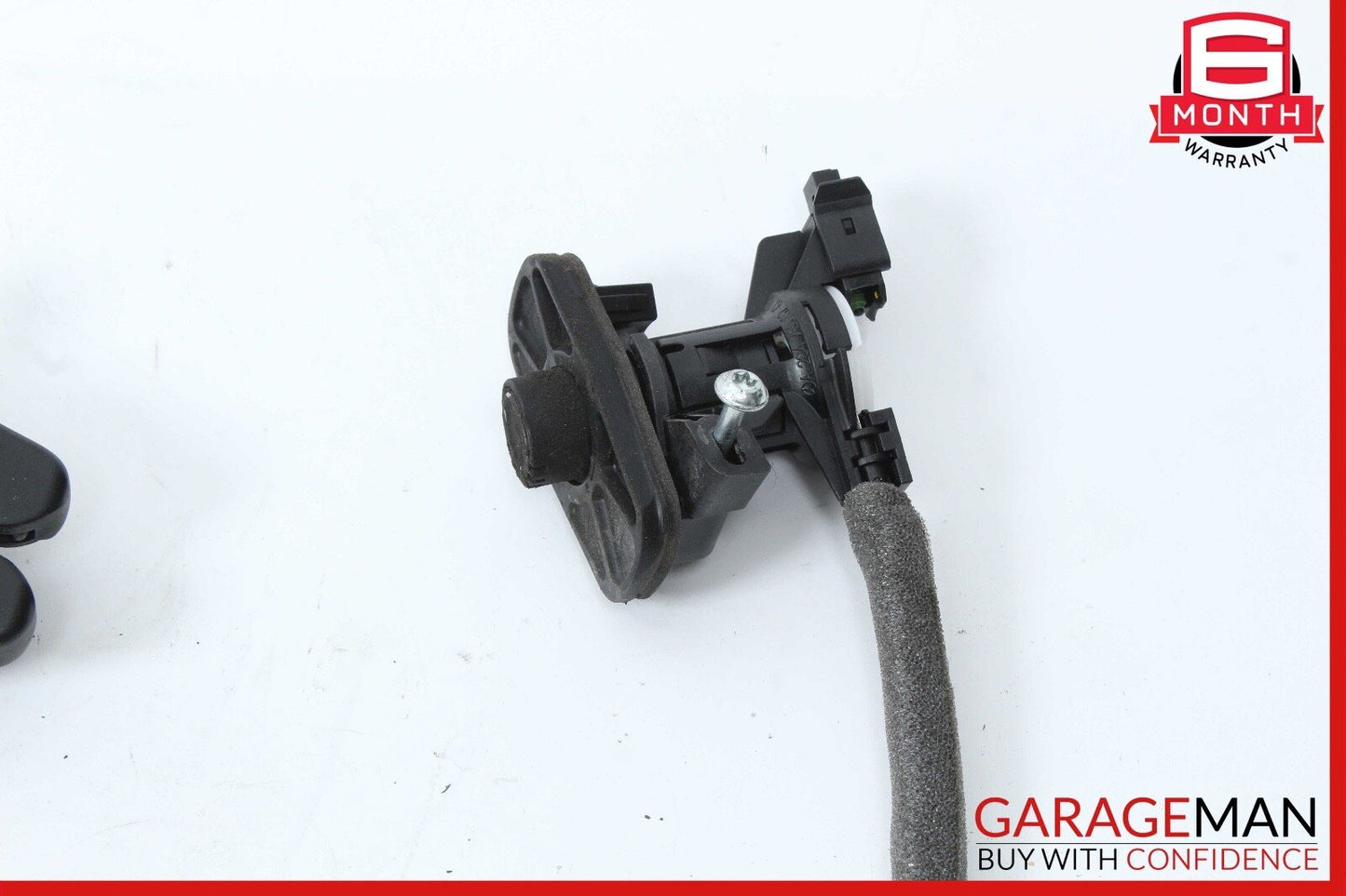 08-15 Mercedes W204 C300 4MATIC Rear Trunk Lid Lock Actuator Cylinder Latch OEM