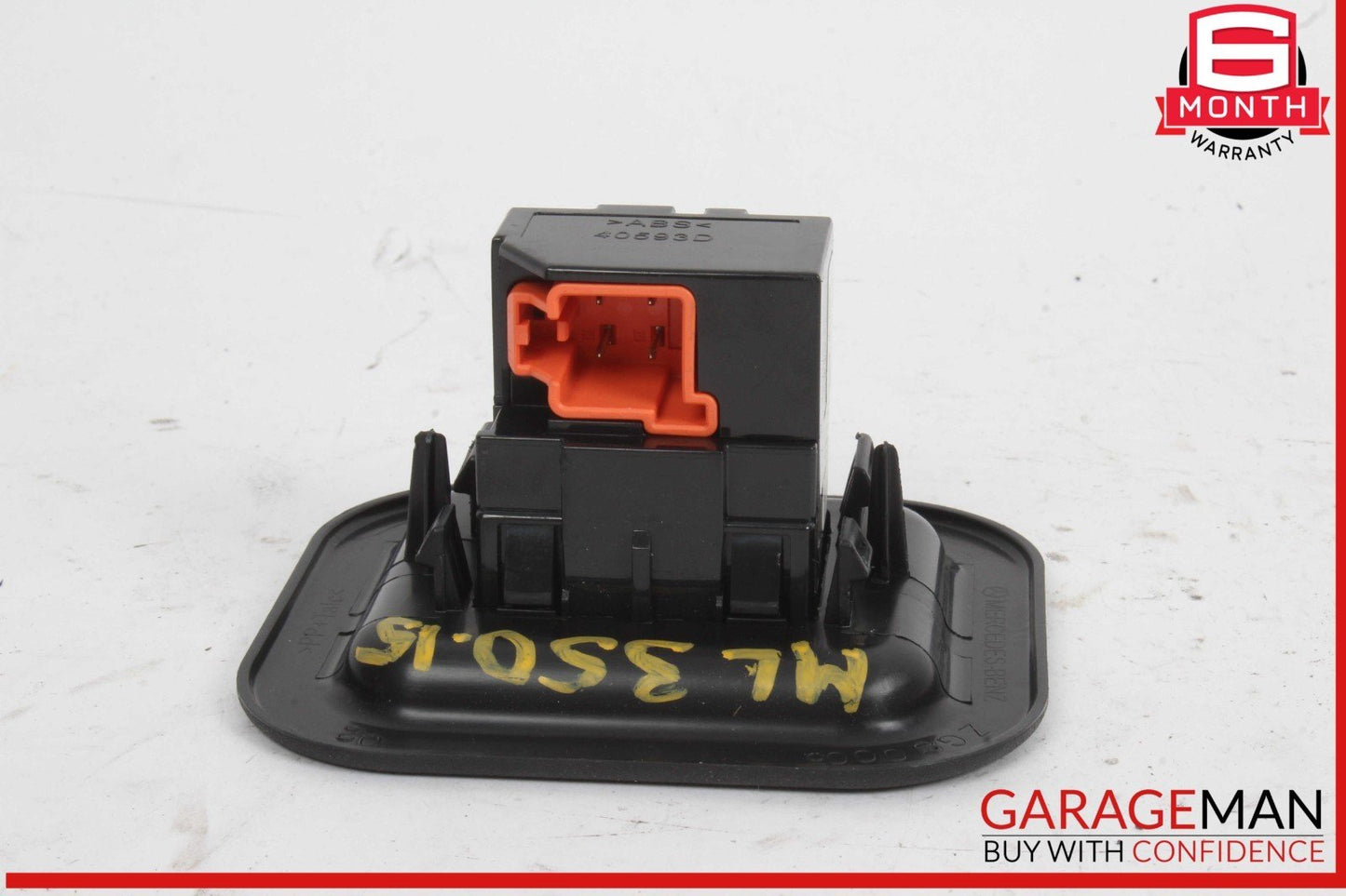 06-19 Mercedes W166 ML350 4MATIC Rear Center Console Socket Sockets Outlet OEM