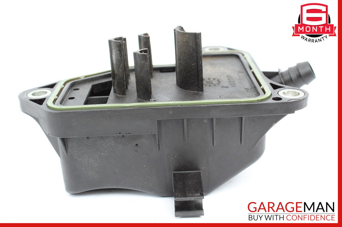 06-13 Mercedes W204 C300 Engine Oil Separator Cover 2720160134 OEM