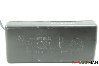 07-13 Mercedes W221 S550 Hydraulic Trunk Locking Pump Cover Case Assembly OEM