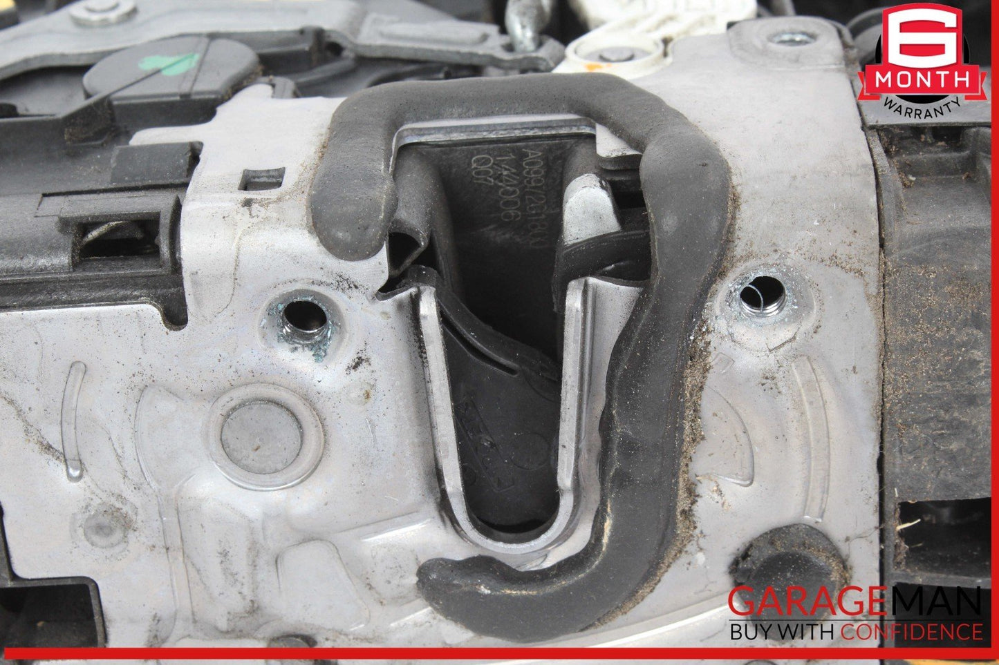15-20 Mercedes W205 C300 GLC350e Front Right Side Door Lock Latch Actuator OEM