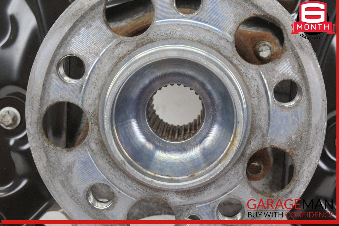 15-20 Mercedes W205 C300 4MATIC Rear Right Side Spindle Knuckle Wheel Hub OEM
