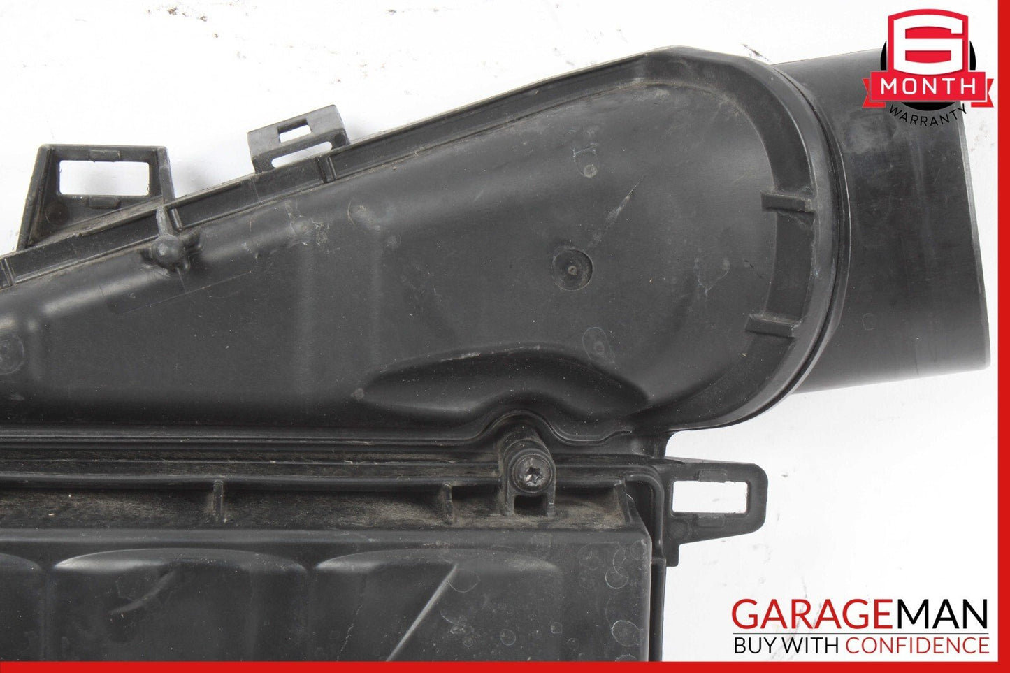 12-17 Mercedes CLS550 E550 S550 4.7L Left Side Air Intake Cleaner Box Assy