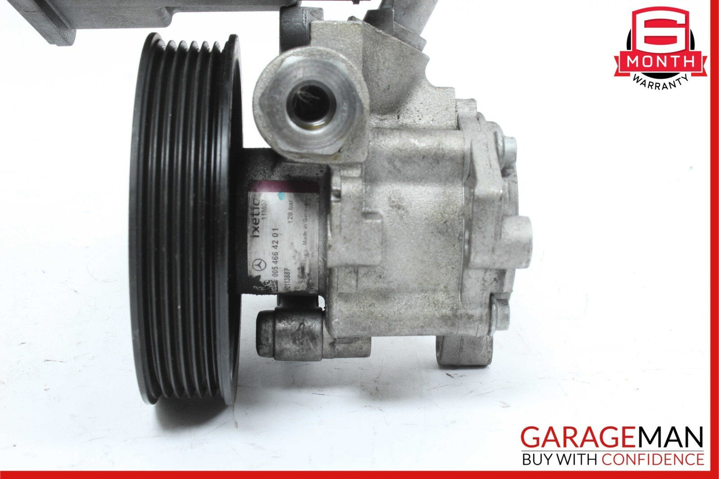 06-09 Mercedes W211 E350 CLS500 S500 Power Steering Pump Reservoir Assembly OEM