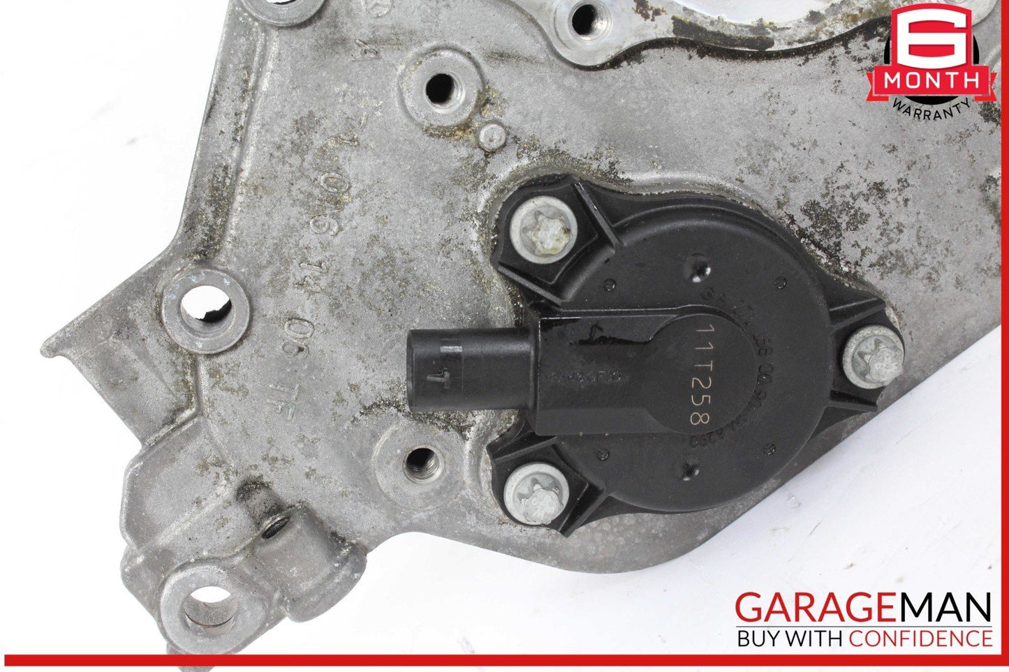 12-15 Mercedes W204 C250 SLK250 Engine Motor Valve Cover 2710161406 OEM