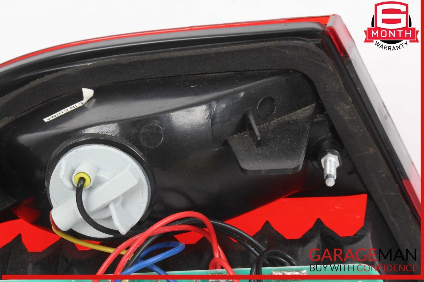 00-02 Mercedes W210 E320 Rear Right Passenger Side Outer Tail Light Lamp OEM