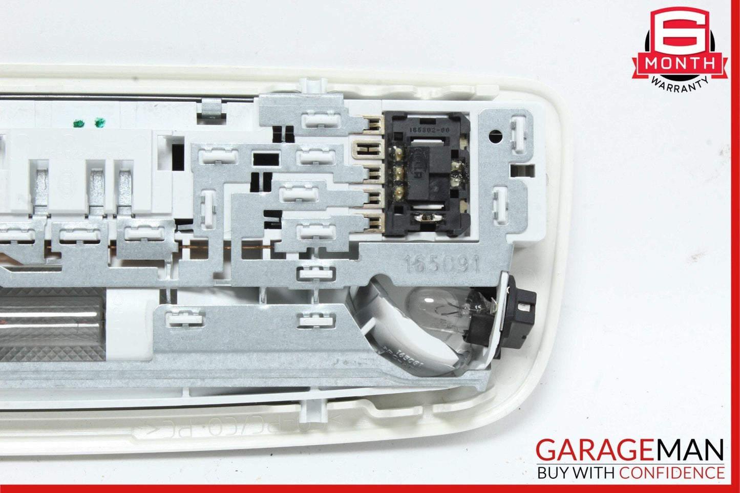 08-21 Mercedes W204 C250 C350 GLK350 Rear Overhead Dome Light 2048204901 OEM