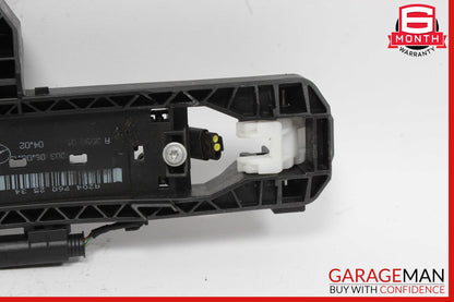 12-18 Mercedes W218 CLS550 Front Left Rear Left Exterior Door Handle Bezel OEM