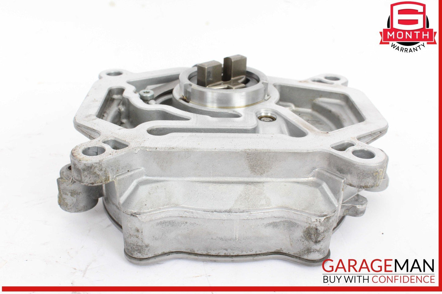 15-20 Mercedes W205 C300 SLC300 M274 Engine Vacuum Pump 2701800901 OEM