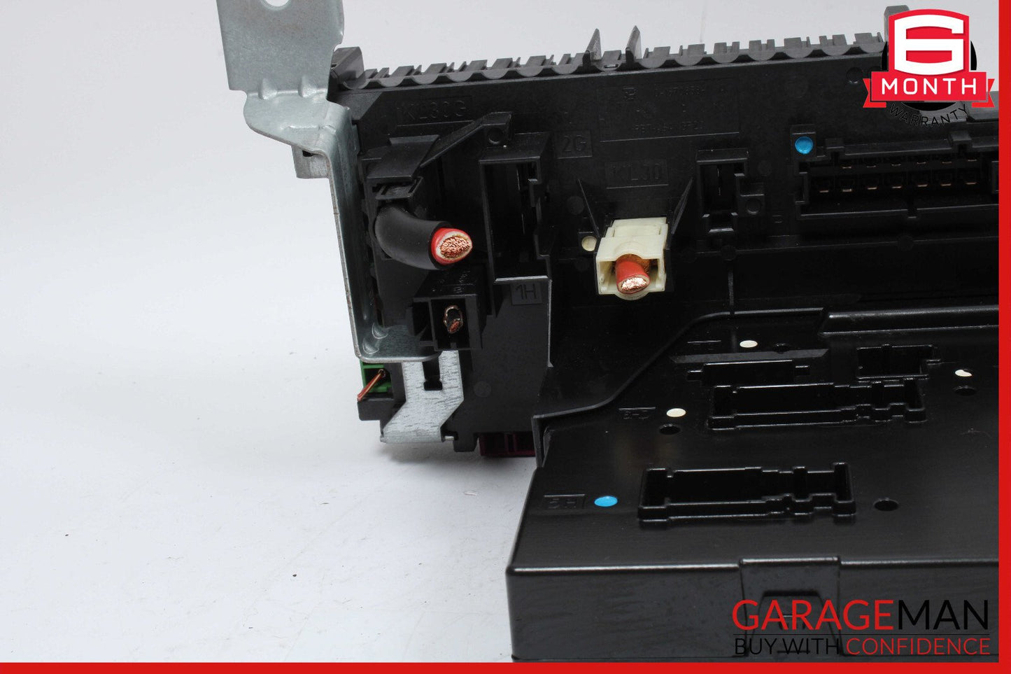 12-14 Mercedes W204 C250 C350 C300 Rear Fuse Relay Box Module 2049060105 OEM
