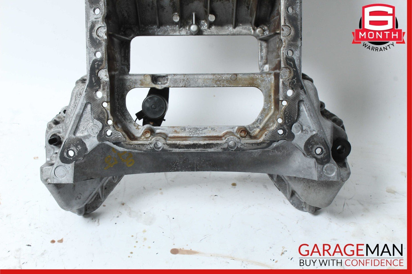 06-09 Mercedes W203 C230 CLK350 Engine Upper Oil Sump Baffle Pan 2720140802 OEM