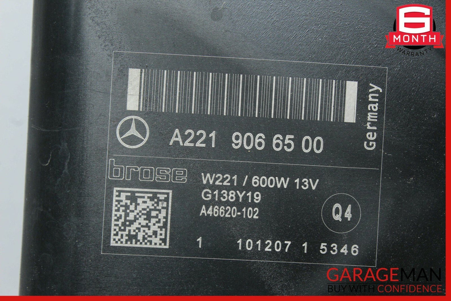 07-13 Mercedes W221 S400 S550 Engine Cooling Fan Motor Assembly 2215000993 OEM