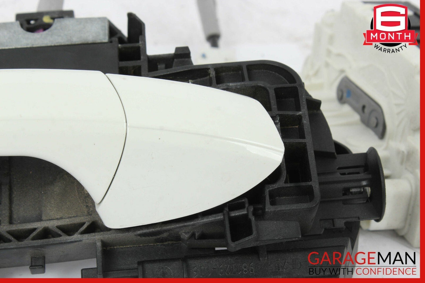 08-11 Mercedes W204 C300 Front Right Exterior Door Handle w/ Door Actuator OEM