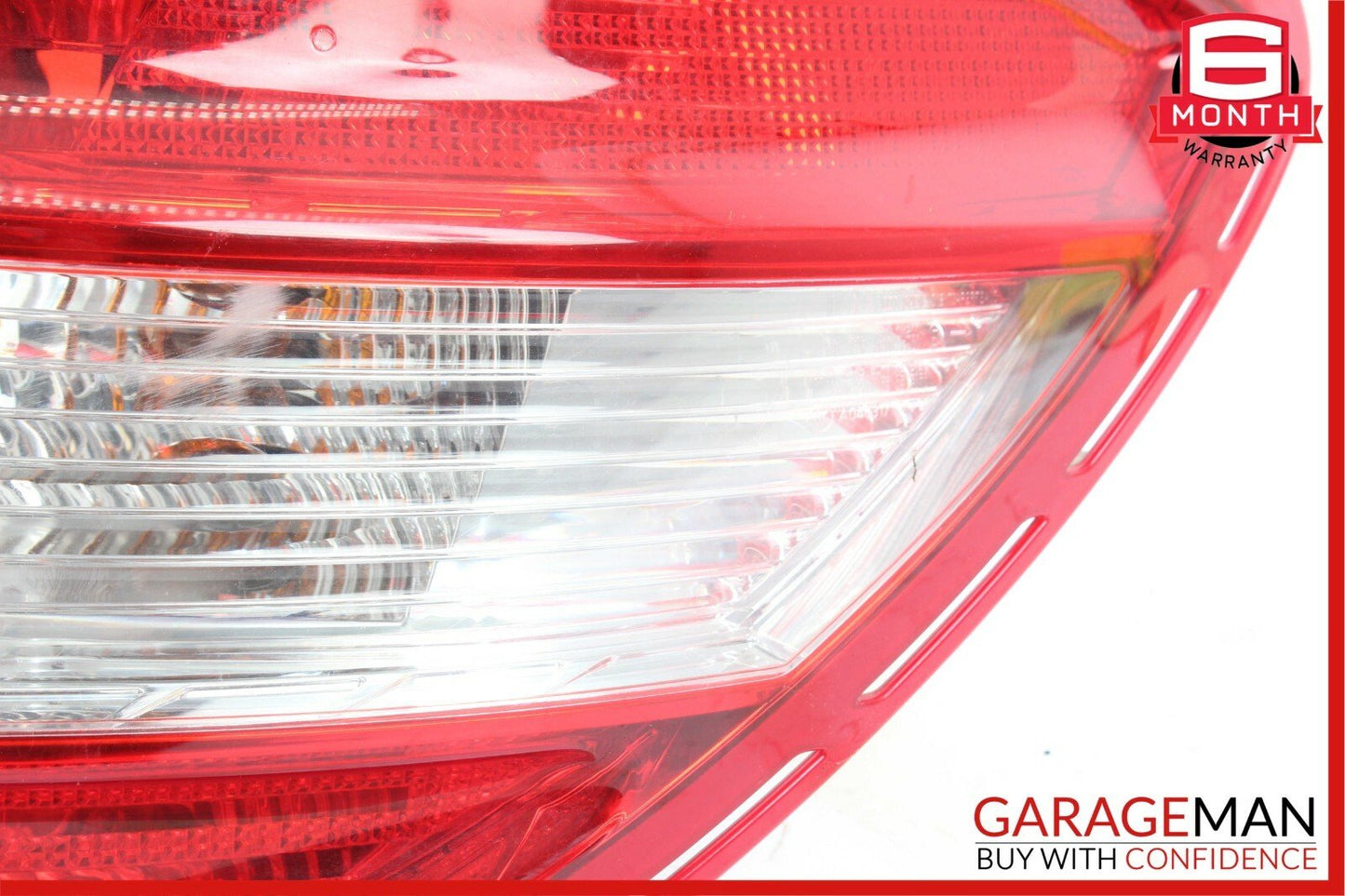 08-11 Mercedes W204 C300 C350 C63 Tail Light Lamp Right Side 2049068402 OEM