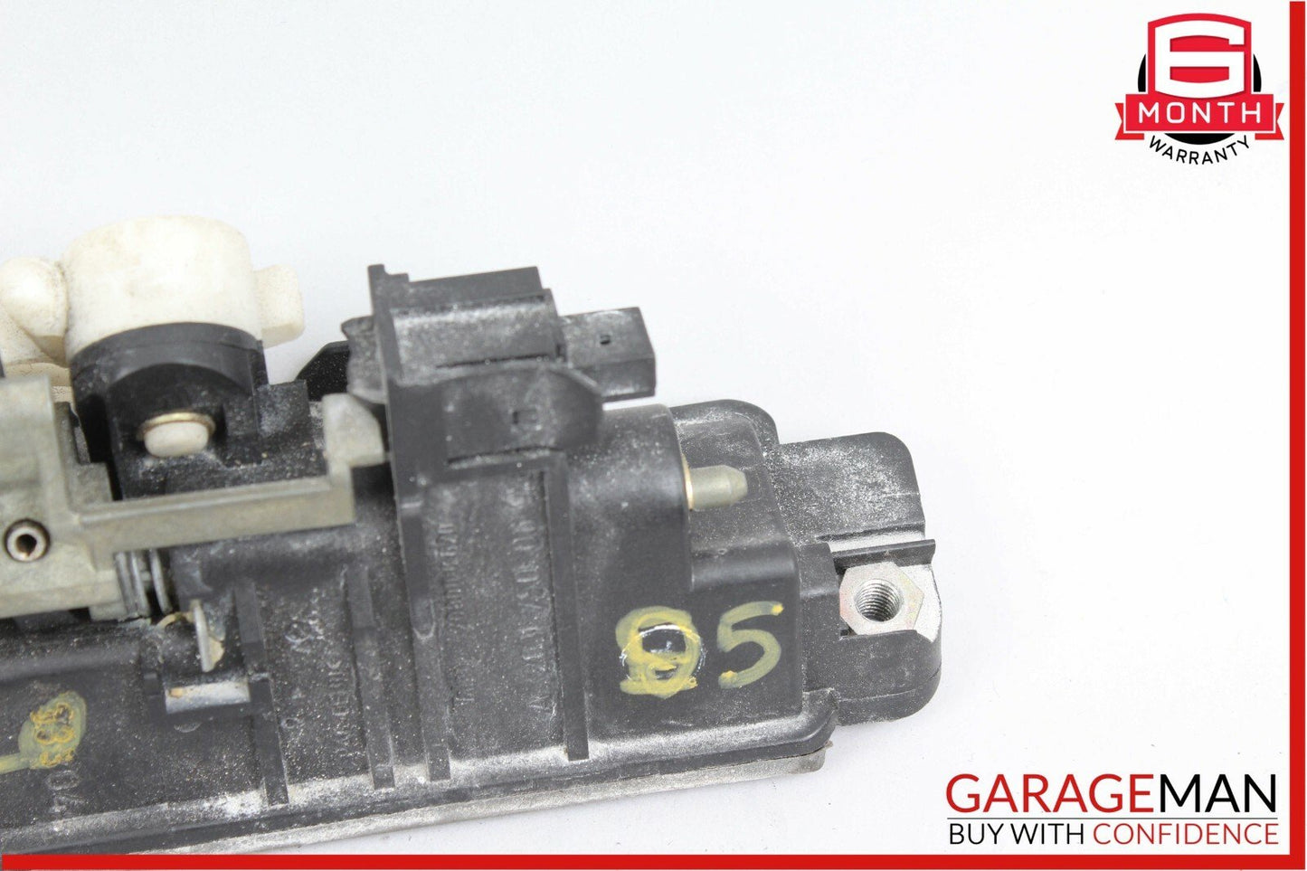 01-09 Mercedes E320 CLS500 CLK320 Trunk Lid Lock Latch Handle 2037500693 OEM