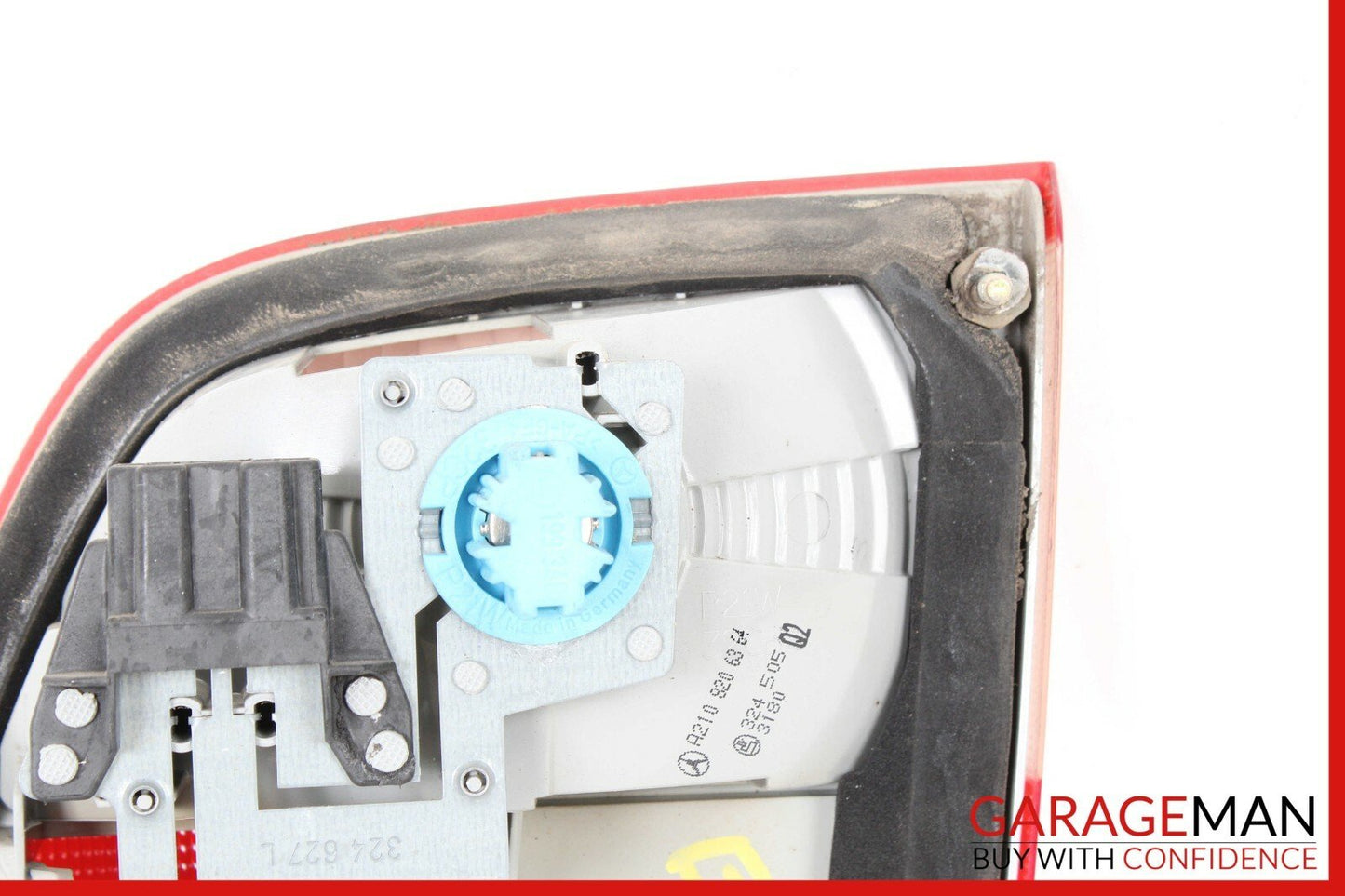 00-03 Mercedes W210 E320 Wagon Rear Left Driver Side Inner Tail Light Lamp OEM