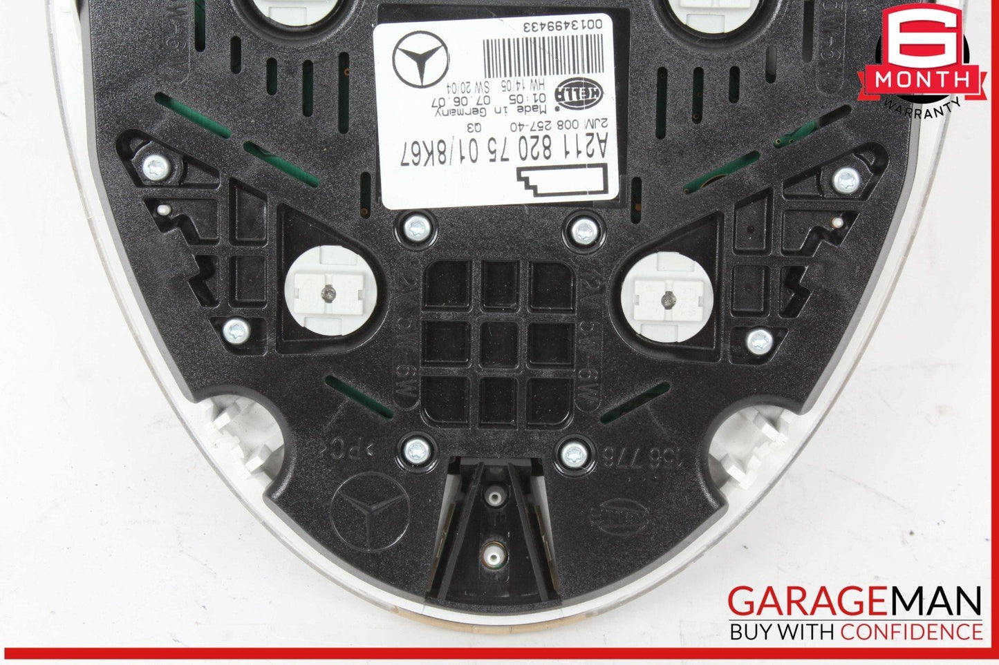 03-11 Mercedes W211 E350 CLS500 Rear Overhead Dome Light Beige 2118207501 OEM